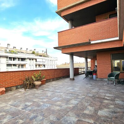 EXCLUSIVA PROPIEDAD CON 115 m² DE TERRAZAS Y VISTAS AL PARQUE BRUIL